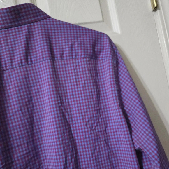 UNTUCKit Wrinkle-Free Performance Albarei Button Down Shirt, Red/Blue Check, EUC - Picture 9 of 10